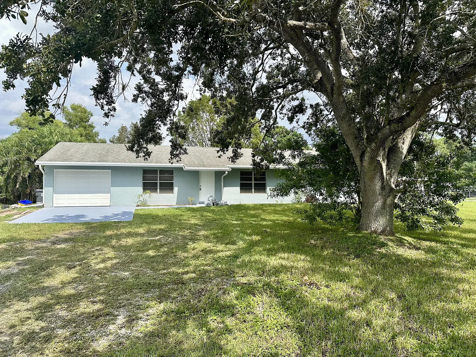 3 bed, 2.0 bath, 1537 sqft, $3,400 — Photo 4