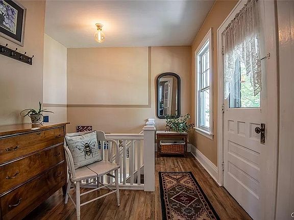 2nd image of 28 Van Vorst St #2