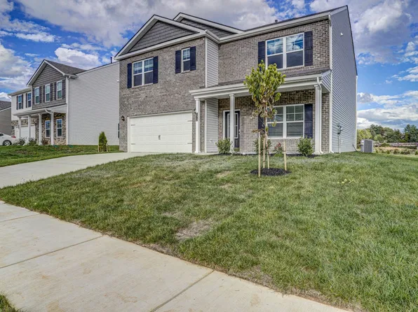 172 Tanasqui Dr, Johnson City, TN