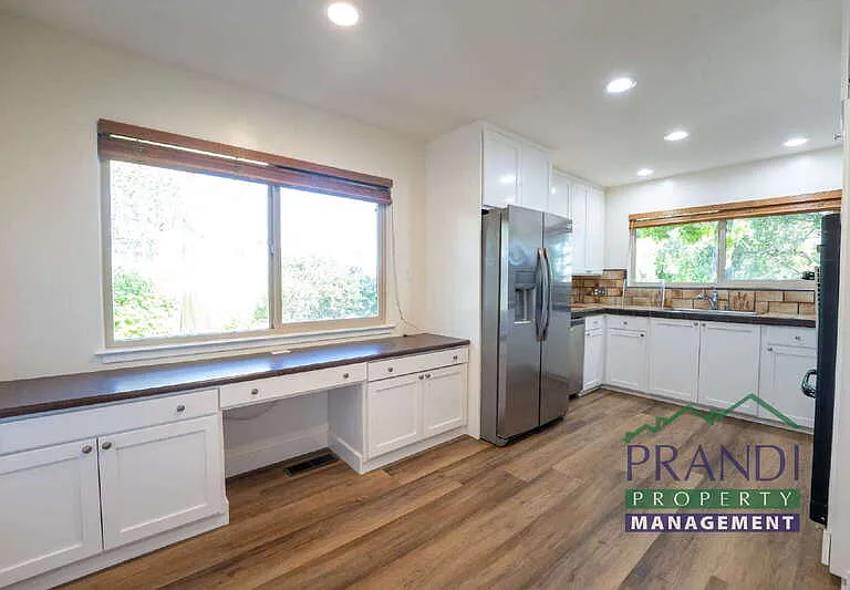 20 Portola Ave — Photo 9