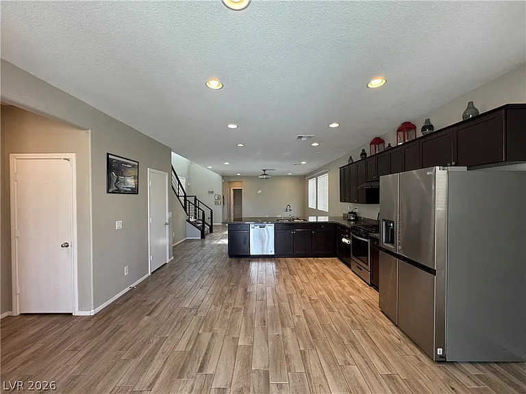 43 Heathrow Lake Ave — Photo 7