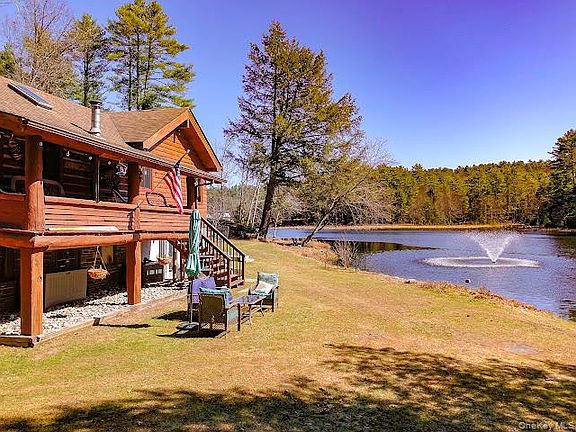 3rd image of 56 Beaver Brook Road