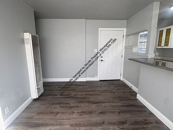 3rd image of 8656 Macarthur Blvd #20