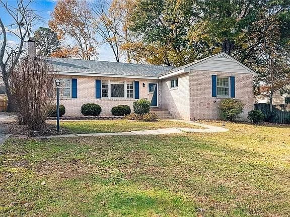 5th image of 9403 Wyndhurst Dr