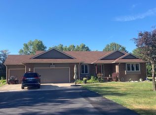 2005 E Pine Bay St, Wichita, KS 67216