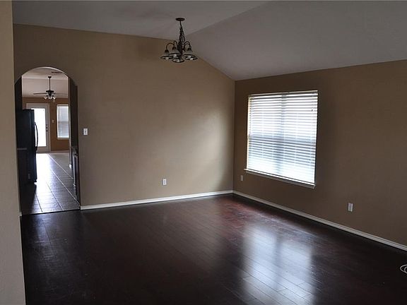 5th image of 1338 Rainbow Parke Dr