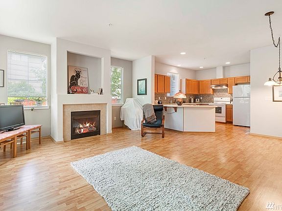 3rd image of 2280 Bobs Hollow Ln Unit B