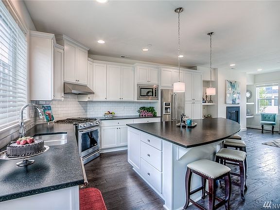5th image of 23804 SE 45th Pl