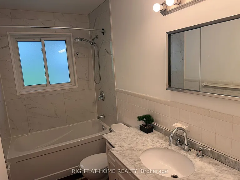 42 Oneida Rd — Photo 8