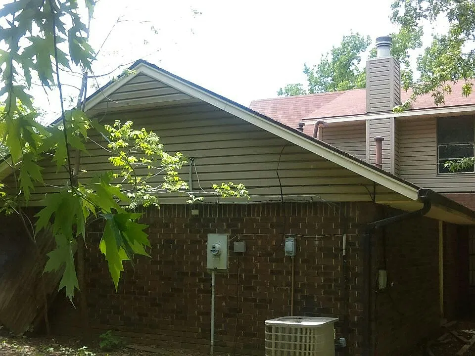 1401 N Juniper Ave