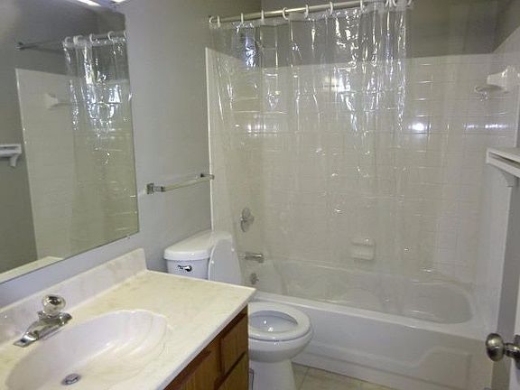 5th image of 1544 W Galbraith Rd Unit 403