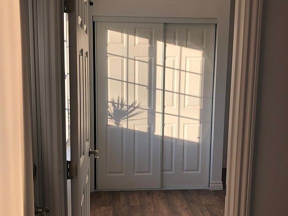 5th image of 9255 Parise Dr