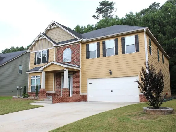313 Pennant Ln, Fairburn, GA 30213