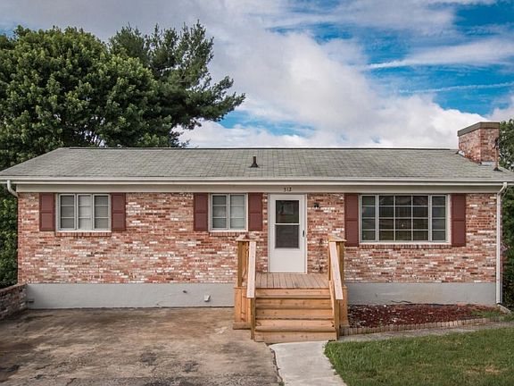 2nd image of 512 Ventura Cir