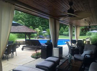 130 Crystal Springs Dr, Cranberry Township, PA 16066
