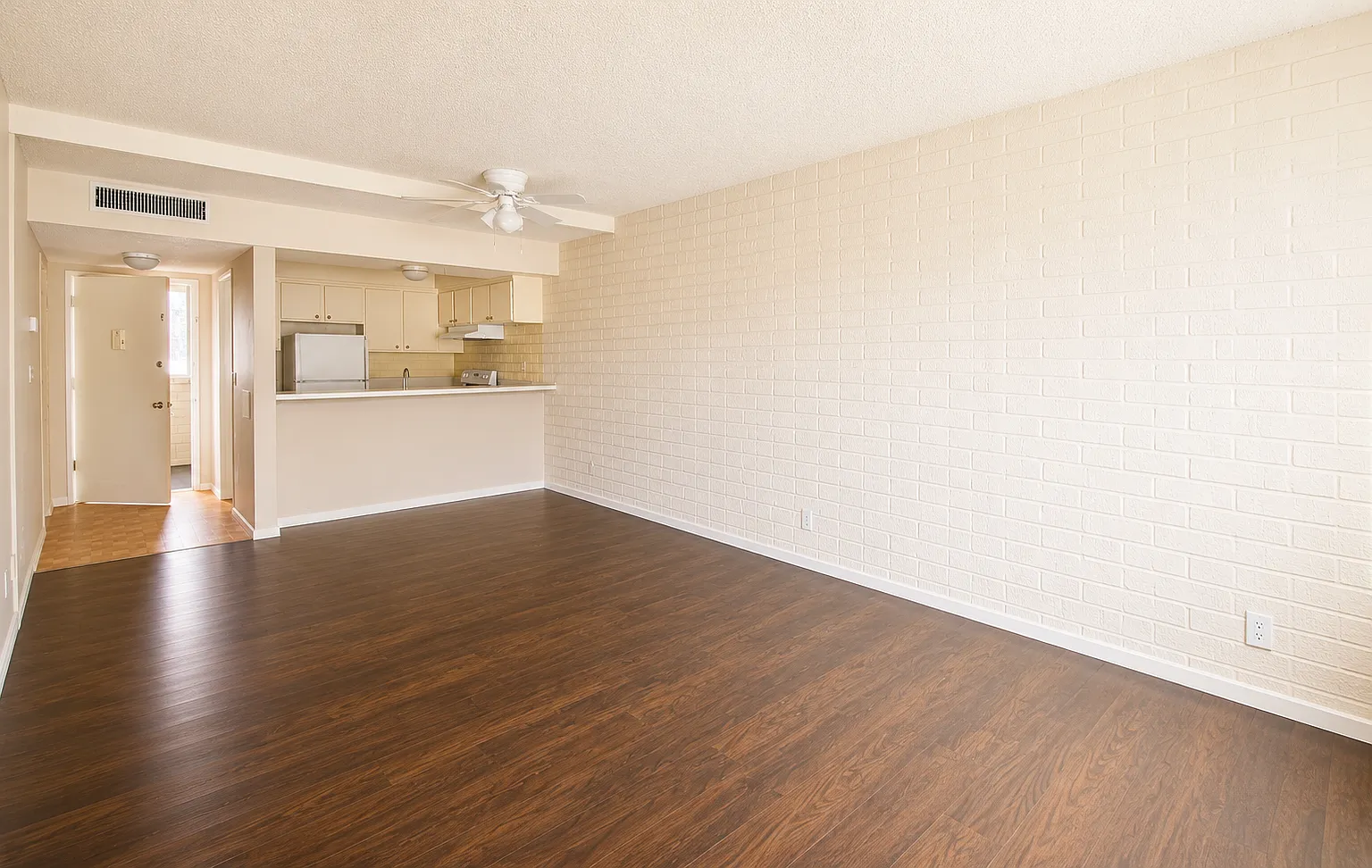 1 bed, 750 sqft, $1,745 — Photo 2