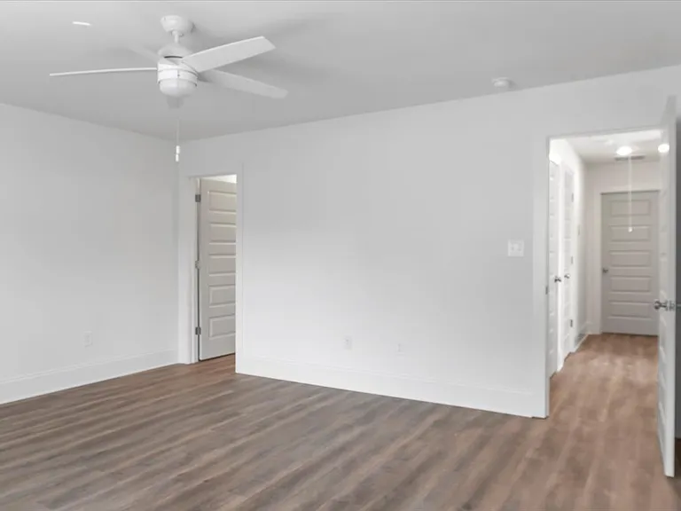354 Arch St — Photo 11