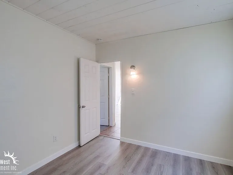 4342-4344 Temecula St — Photo 18