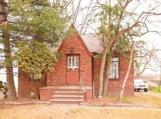 821 E 232nd St, Euclid, OH