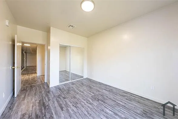 130 S Soto St — Photo 37