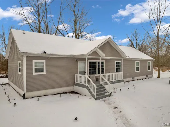 4455 Miller Rd, Capac, MI 48014