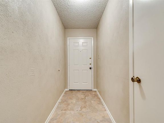 3rd image of 4610 Kristie Dr