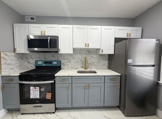 11 Gorham Ave #204, Hamden, CT 06514