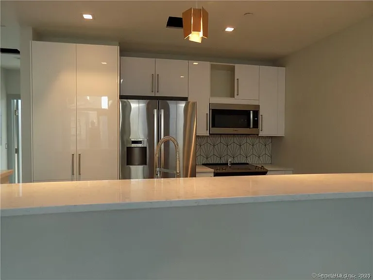 33 Elm St #3 — Photo 7