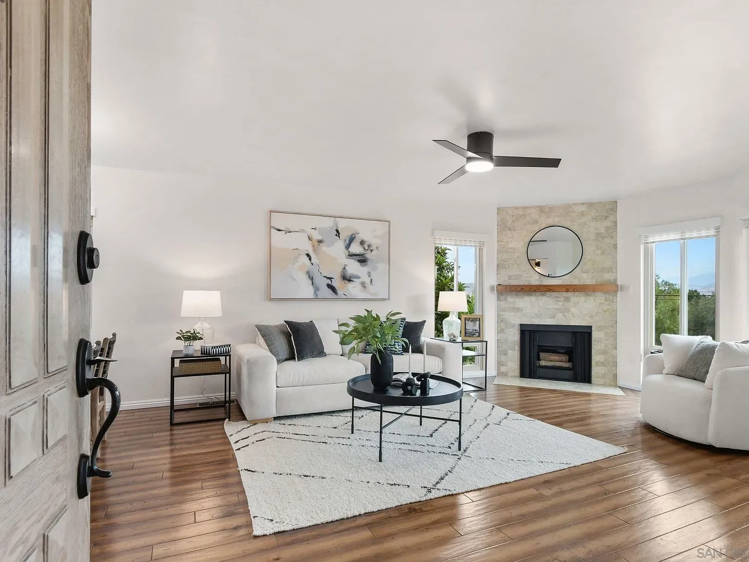 3 bed, 2.5 bath, 1504 sqft, $3,795 — Photo 1