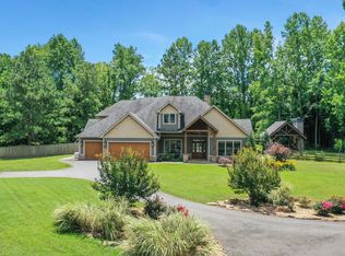 157 Lakota Dr, Dawsonville, GA 30534