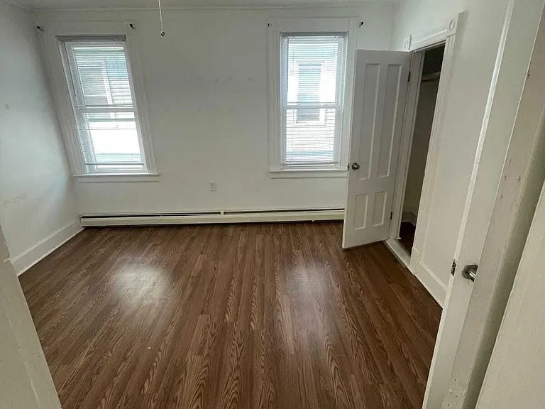 128 Bartholomew Ave — Photo 10