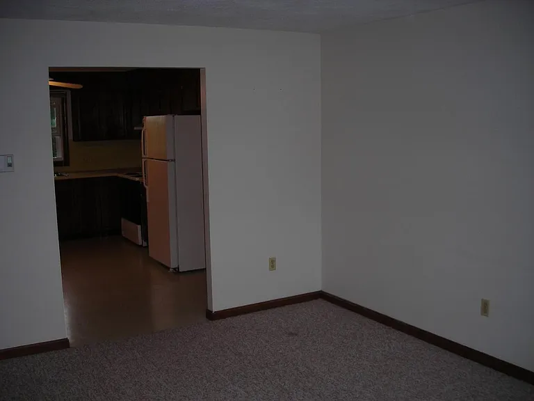 166 Mayfield Ave — Photo 8