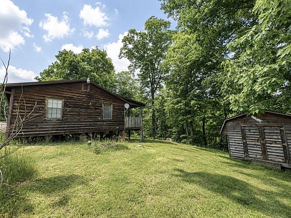 3rd image of 77 Prosperity Ln