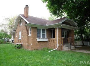 304 W Hanssler Pl, Peoria, IL