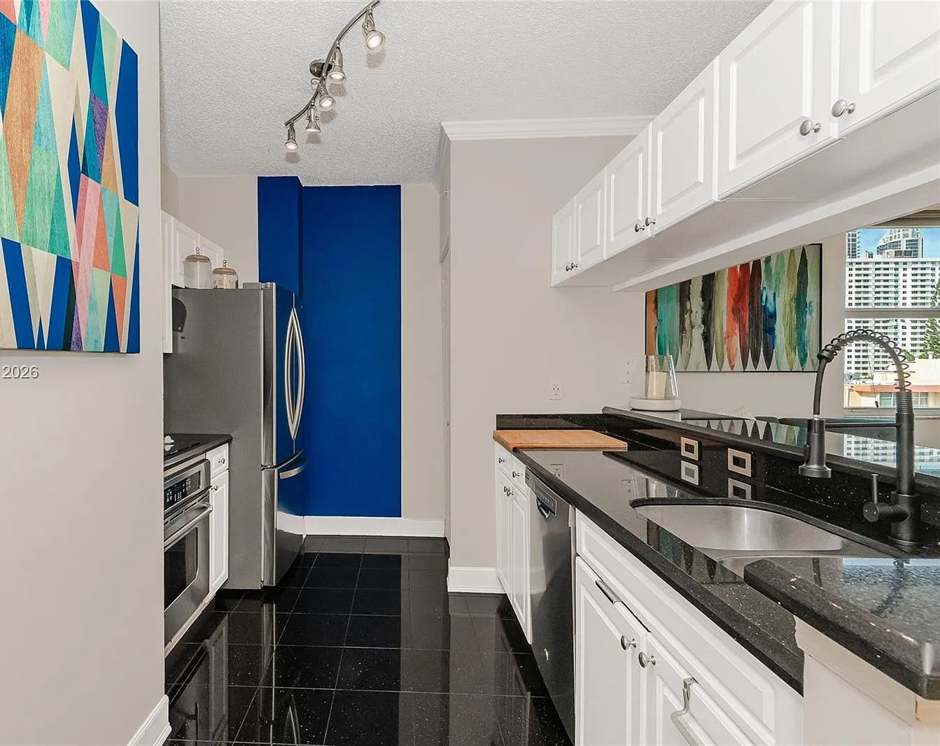 2 bed, $3,500 — Photo 3