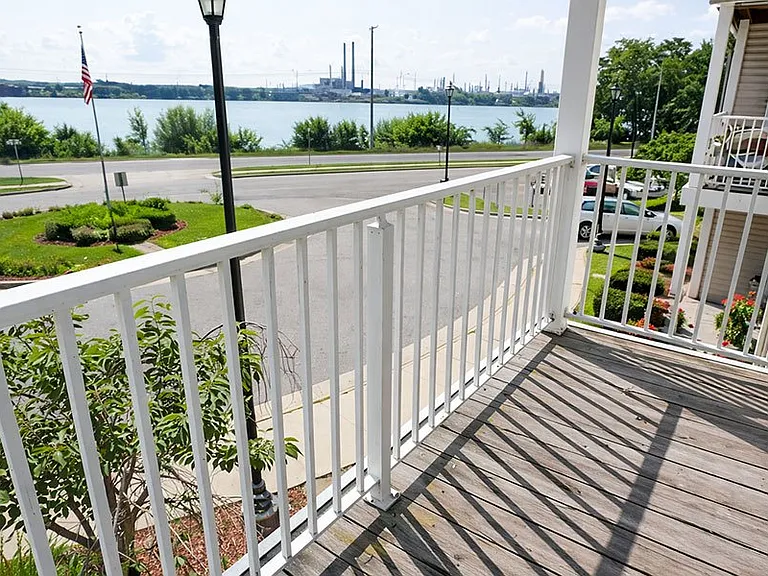 ST. CLAIR LANDINGS — Photo 11