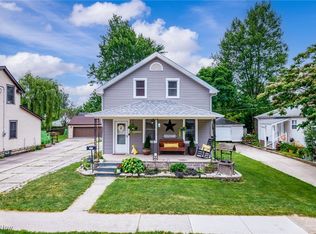 208 Clark St, Berea, OH 44017