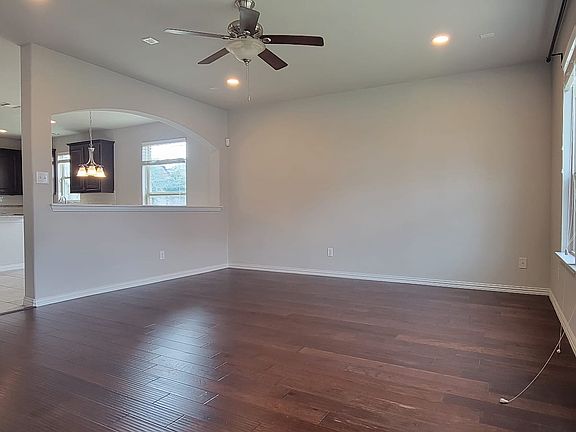 5th image of 2649 Shadow Glen Dr