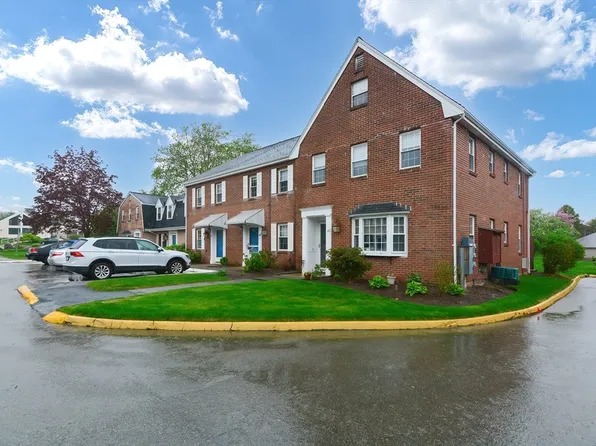 75 Erin Rd #75, Stoughton, MA 02072