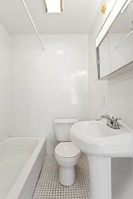 Rented by Compass | media 12