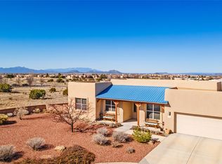 4 Hunters Pass, Santa Fe, NM 87508