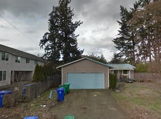 12031 SE Oak St, Portland, OR 97216