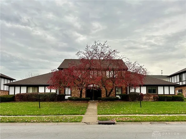 5520 Cobblegate Dr, Dayton, OH 45449