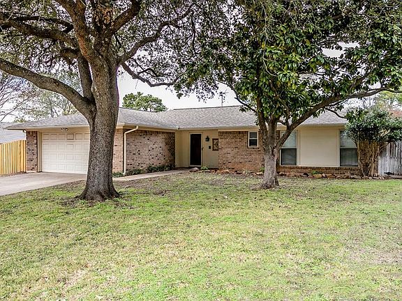 2nd image of 8601 Hightower Dr