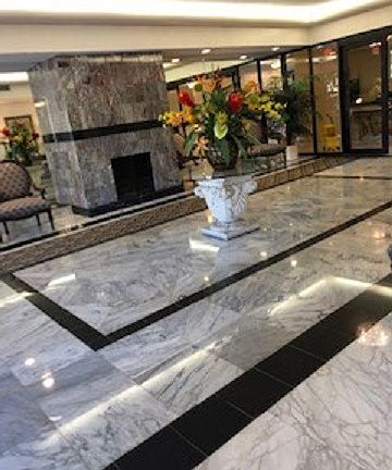 5th image of 800 NE 195th St APT 305