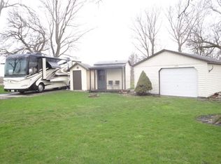 41420 Elm St, East Lynn, IL 60932