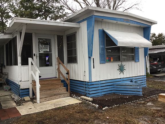 2nd image of 5015 Clover Ln