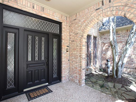 2nd image of 5905 Stoneshire Ct