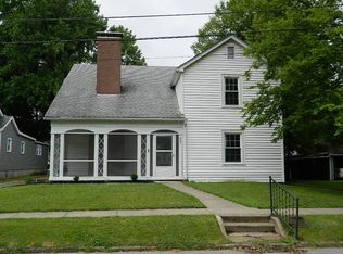 307 SE 4th St, Fairfield, IL
