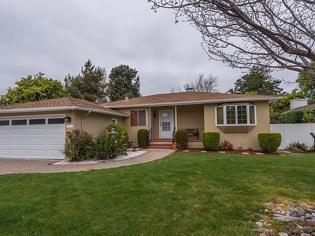 150 Louise Ln photo 1